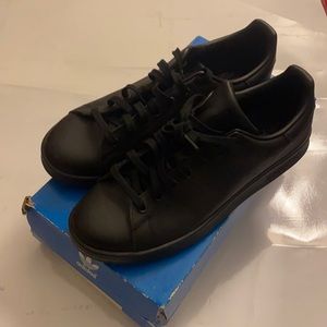 Black Stan Smith Adidas